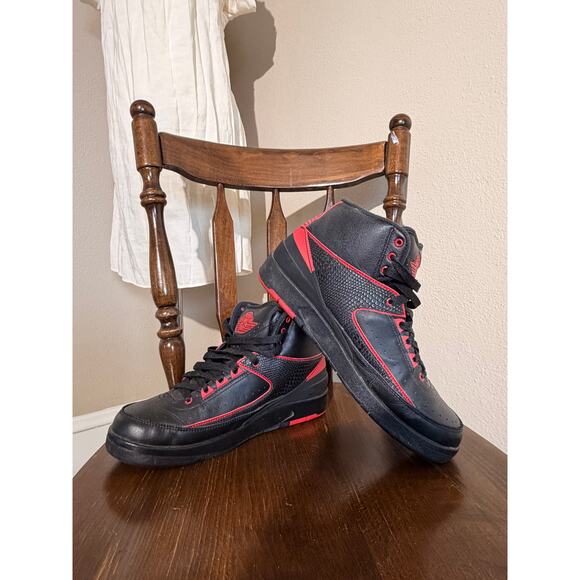 Nike Air Jordan 2 Retro Alternate 87 Black-Varsity Red Sz 8.5 main image 4